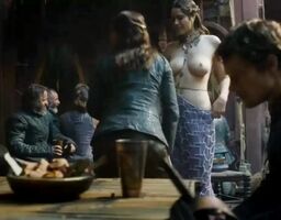 Gemma Whelan & Katie Alexander Thom - Yara Greyjoy enjoying herself while Theon looks on in 'Game Of Thrones'