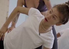 Let’s fantasize about Zendaya and that tight body in porn pm me