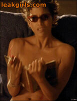 Halle Berry Revealing Tits