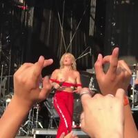 Tove Lo showing her tits at Music Midtown