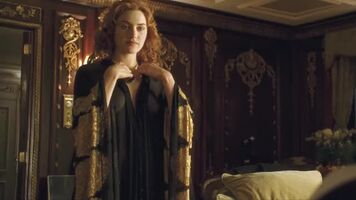 Kate Winslet in TITANIC